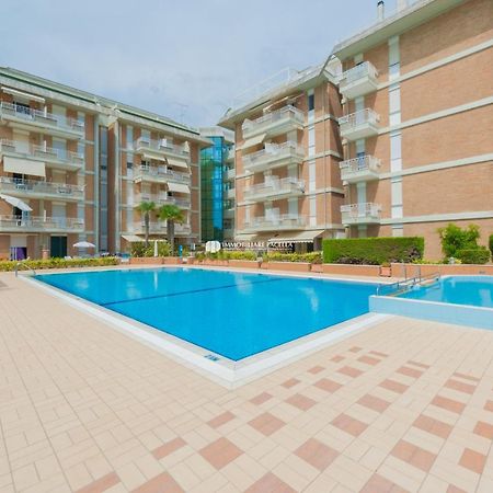 Residence Puerto Del Sol Immobiliare Pacella Lido di Jesolo Luaran gambar