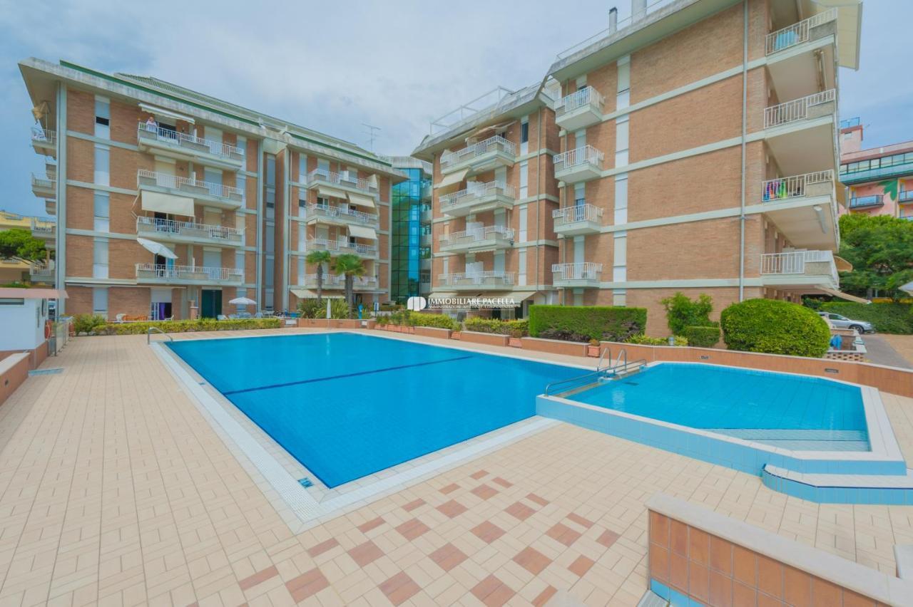 Residence Puerto Del Sol Immobiliare Pacella Lido di Jesolo Luaran gambar